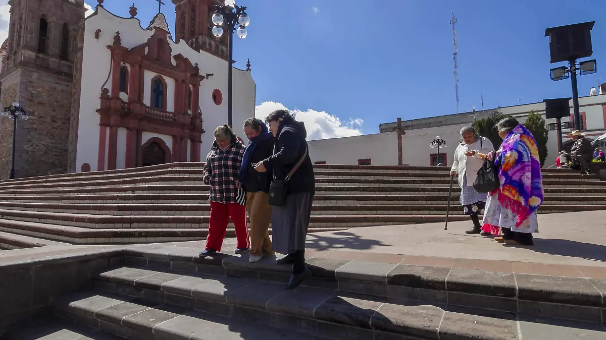 Busca instalación de  una oficia de apoyo para temas de violencia en contra de las mujeres.